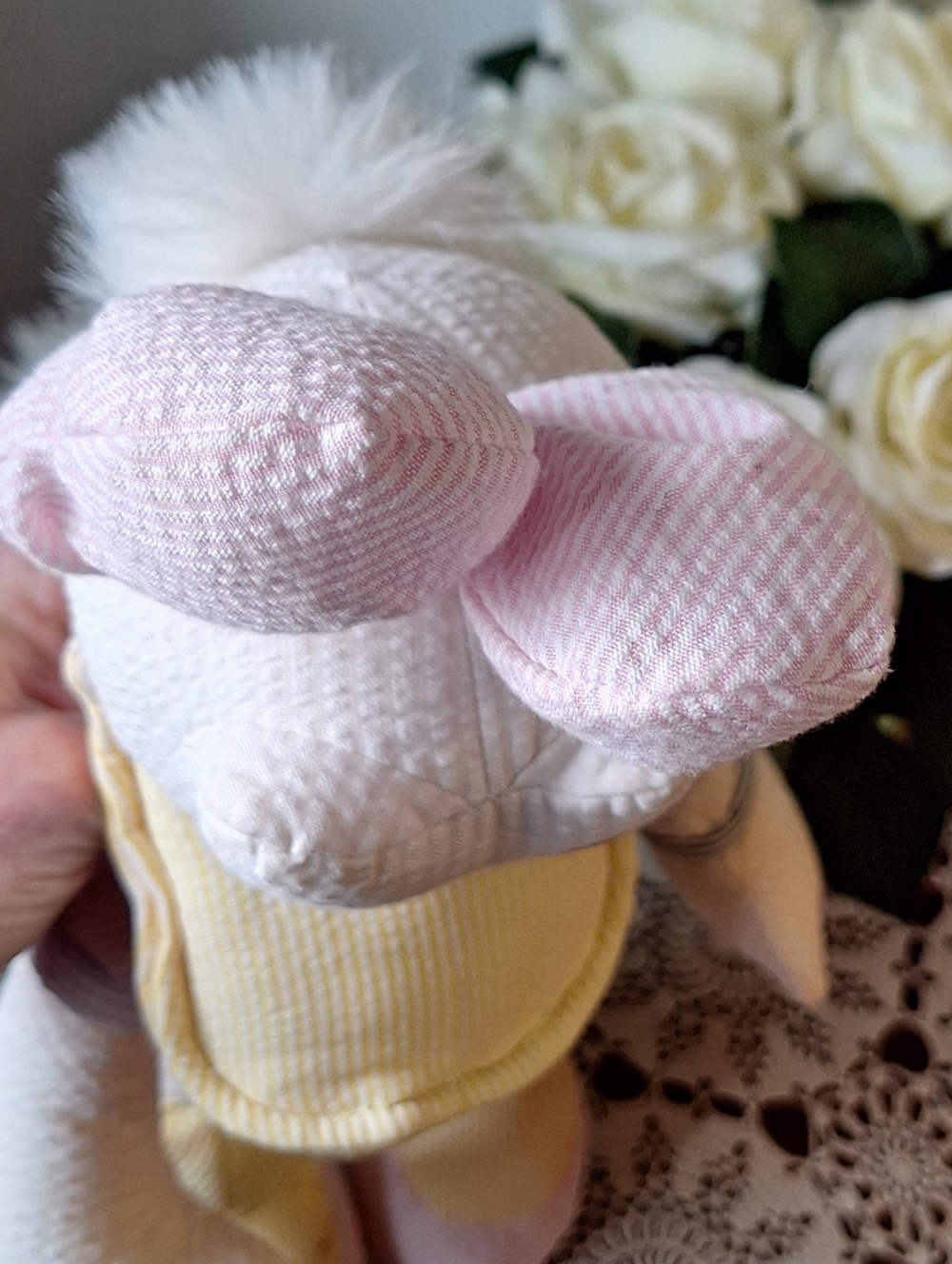 Disney 1990s Daisy Duck Plush In Pastel Seersucker Fabric With Bracelet - Picture 7 of 15
